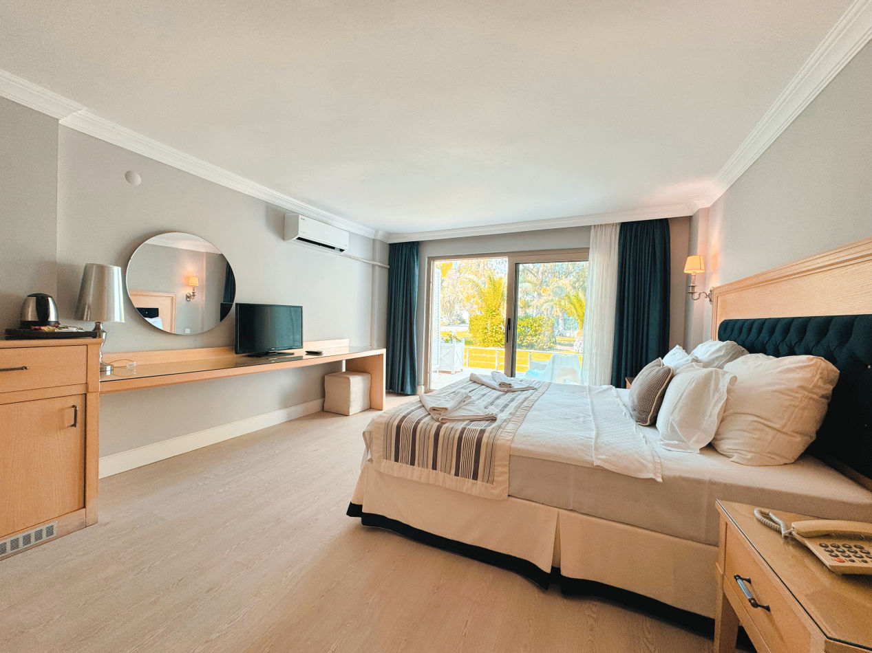 Palm Bay Beach Otel Bahçe Odası